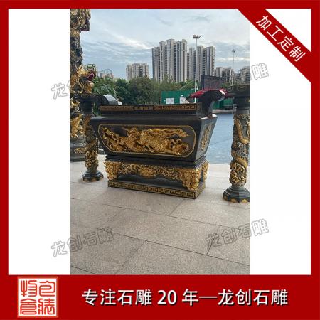 如何根據寺院空間選擇大小合適的石雕香爐？